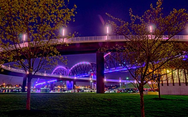 Big Four Bridge Lights Up Purple and Gold Tonight